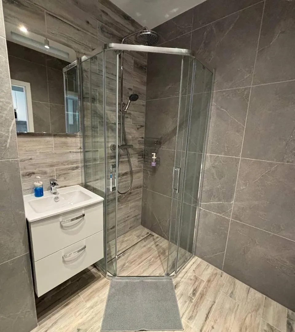 Ostin A41 Apartment Warsaw Poland